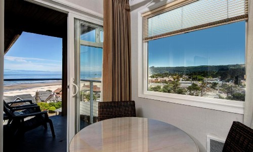 Hallmark Resort in Cannon Beach - image 30