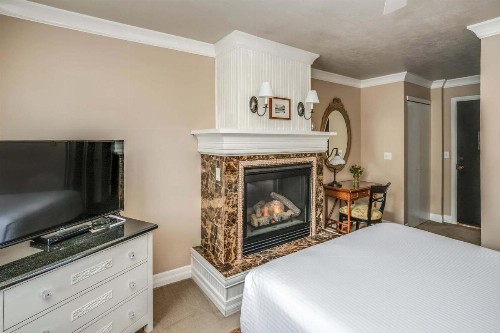 Cannon Beach Hotel Collection - image 44