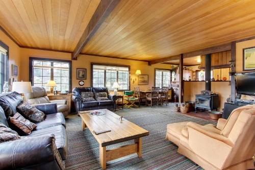 Historic Haystack Cabin