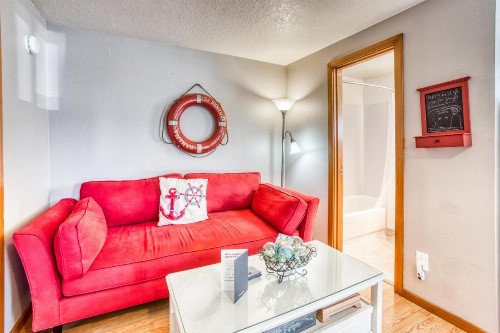 Beaches Inn | Captains Cove Cottage 9 - image 9