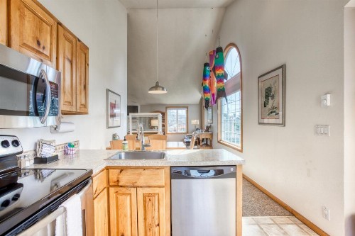 Beaches Inn | Pelicans View Cottage - image 12