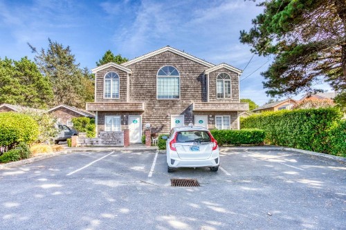 Beaches Inn | Sandpiper Pier Cottage