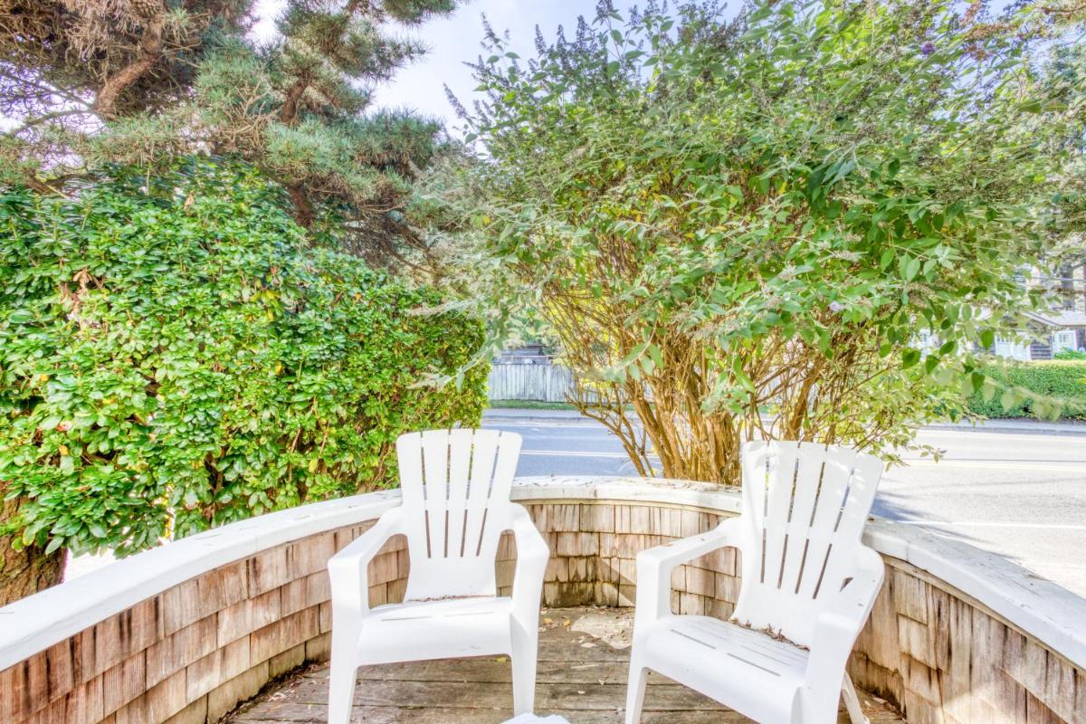 Beaches Inn | Pacific Surf Townhouse - image 7