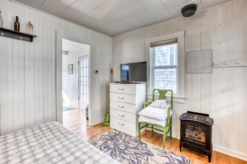 Baerfoot Bungalow - image 11