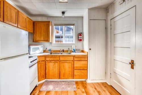 Baerfoot Bungalow - image 12