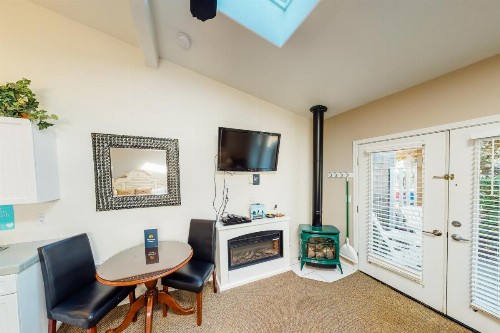 Sandals Inn | Spa Suite & Oceanside Cabana - image 11