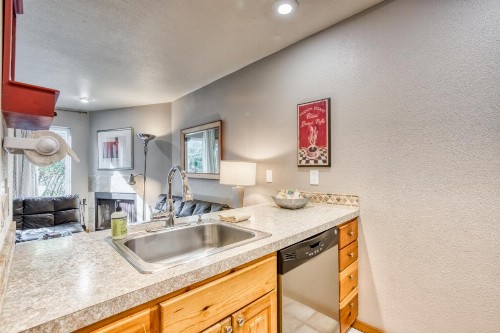 Beaches Inn Townhomes - image 10