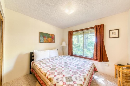 Haystack Hideaway - image 11
