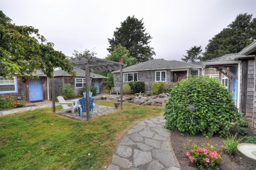 Hidden Villa Cottages - image 11