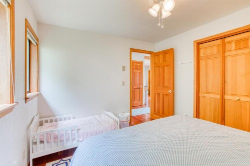 Cozy Cannon Beach Cottage by the Sea - image 8