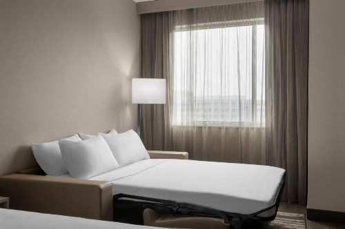 AC Hotel by Marriott Pittsburgh Southpointe - image 10