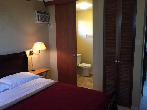 El Pequeño Hotel - image 6