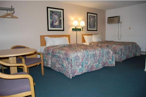 Canton Inn - image 7