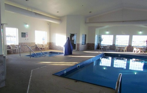 Oak Hill Inn & Suites - image 18