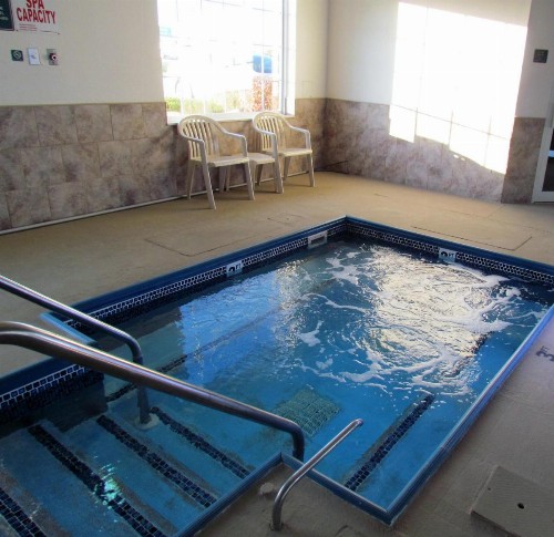 Oak Hill Inn & Suites - image 19