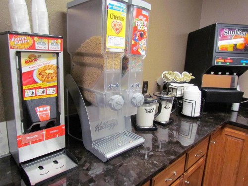 Oak Hill Inn & Suites - image 23