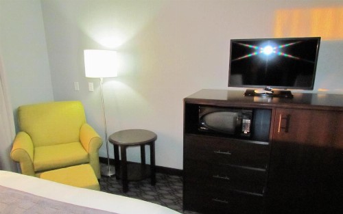 Oak Hill Inn & Suites - image 47