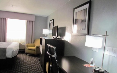 Oak Hill Inn & Suites - image 49