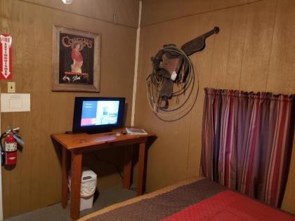 The Buffalo Girls Hotel - image 10