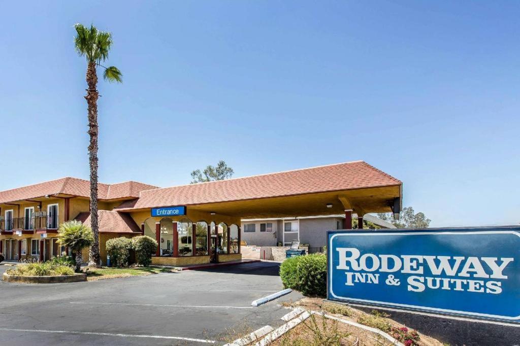 Rodeway Inn & Suites Canyon Lake I-15 - main image