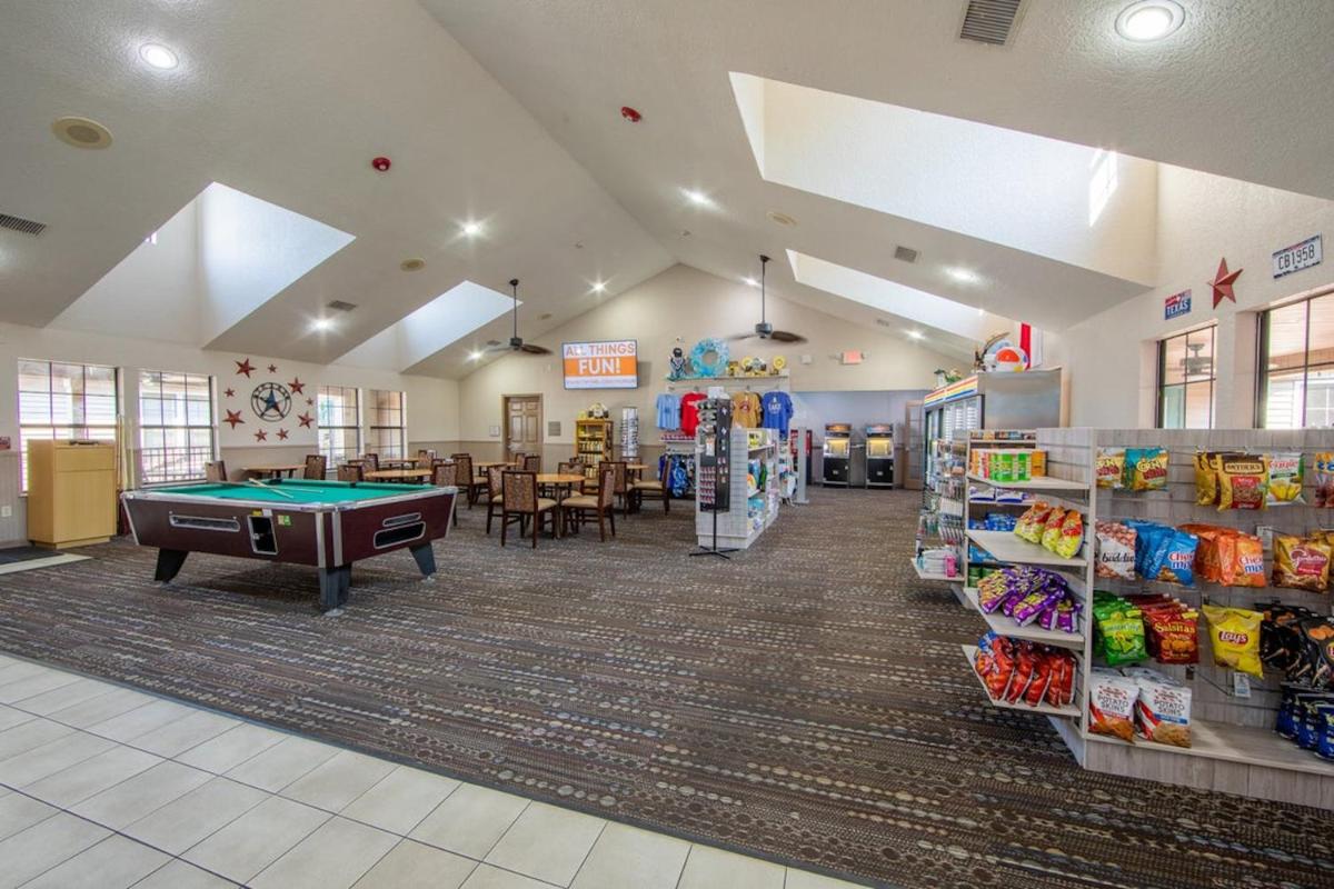 Holiday Inn Club Vacations Hill Country Resort an IHG Hotel - image 2