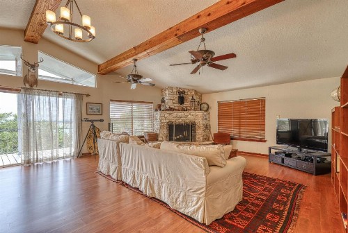Riverside Manor - image 3