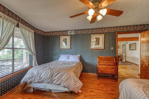Riverside Manor - image 6