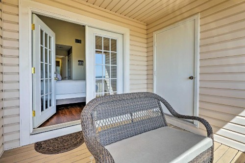 Waterfront Canyon Lake Home - 2 Miles to Marina! - image 12