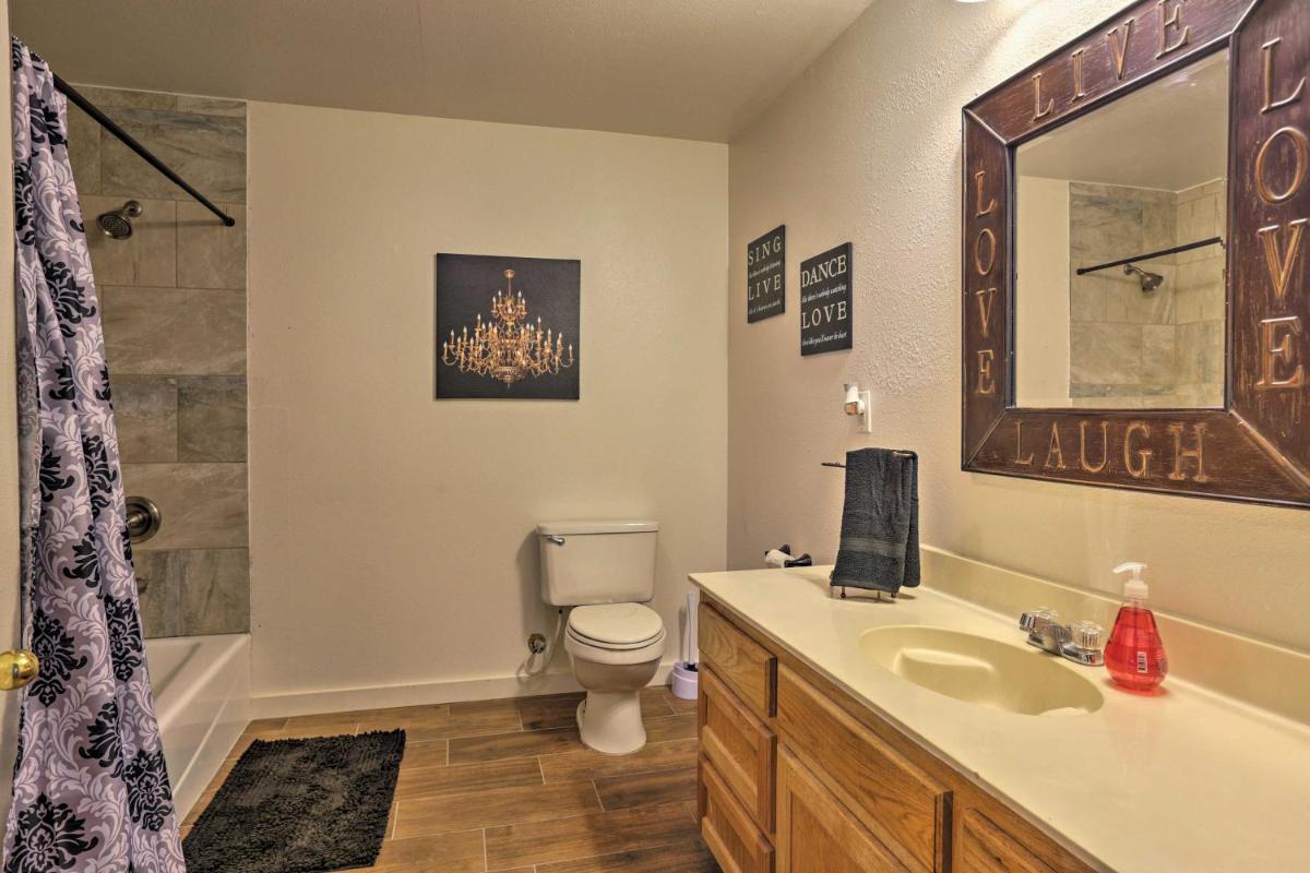 Charming Lake Retreat with Patio and Boat Parking! - image 6