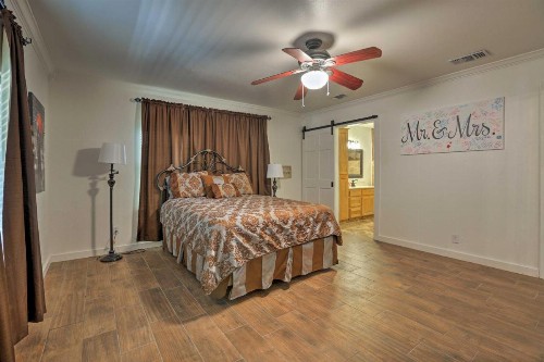 Charming Lake Retreat with Patio and Boat Parking! - image 8