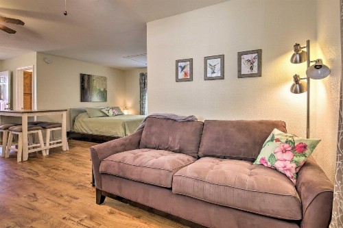 Cozy Canyon Lake Cottage 1 Mi to Guadalupe River! - image 7