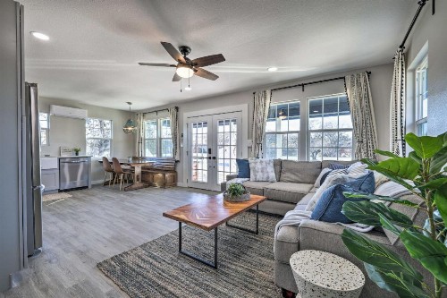 Boho Lake Haus - Dog Friendly and Lake Views! - image 5