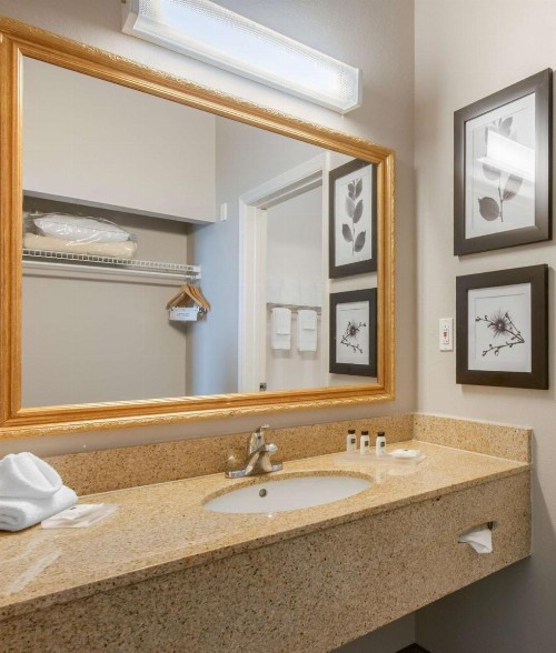 Country Inn & Suites by Radisson Port Canaveral FL - image 10