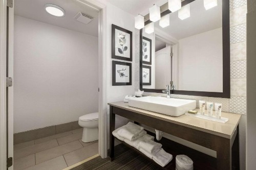 Country Inn & Suites by Radisson Port Canaveral FL - image 30