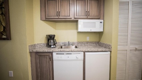 Holiday Inn Club Vacations Cape Canaveral Beach Resort an IHG Hotel - image 10