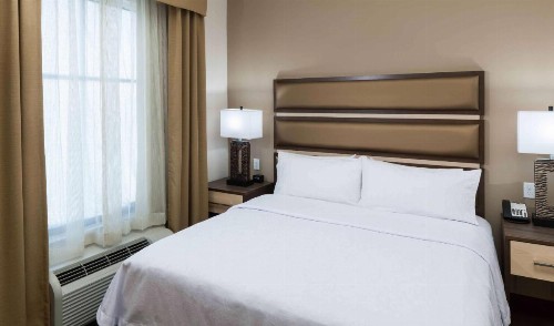 Homewood Suites by Hilton Cape Canaveral-Cocoa Beach - image 8