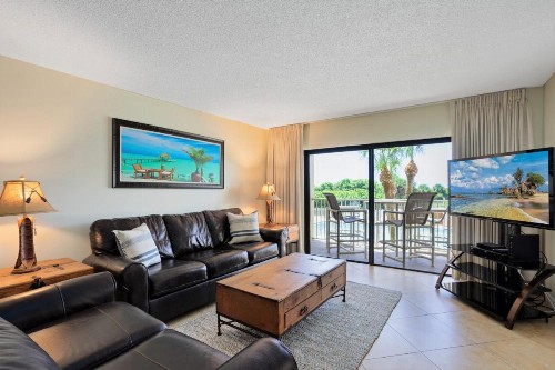Canaveral Towers - image 18