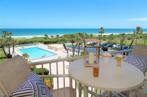 Canaveral Towers - image 25
