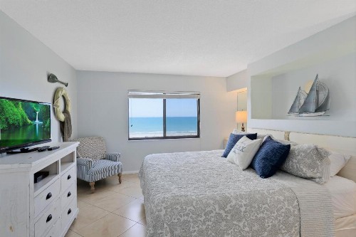 Canaveral Towers - image 30