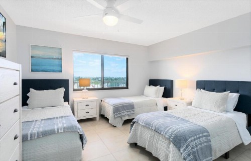 Canaveral Towers - image 34