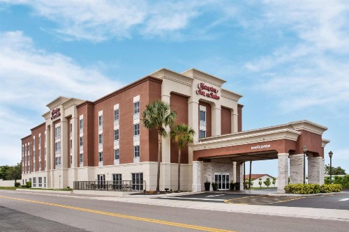 Hampton Inn & Suites Cape Coral