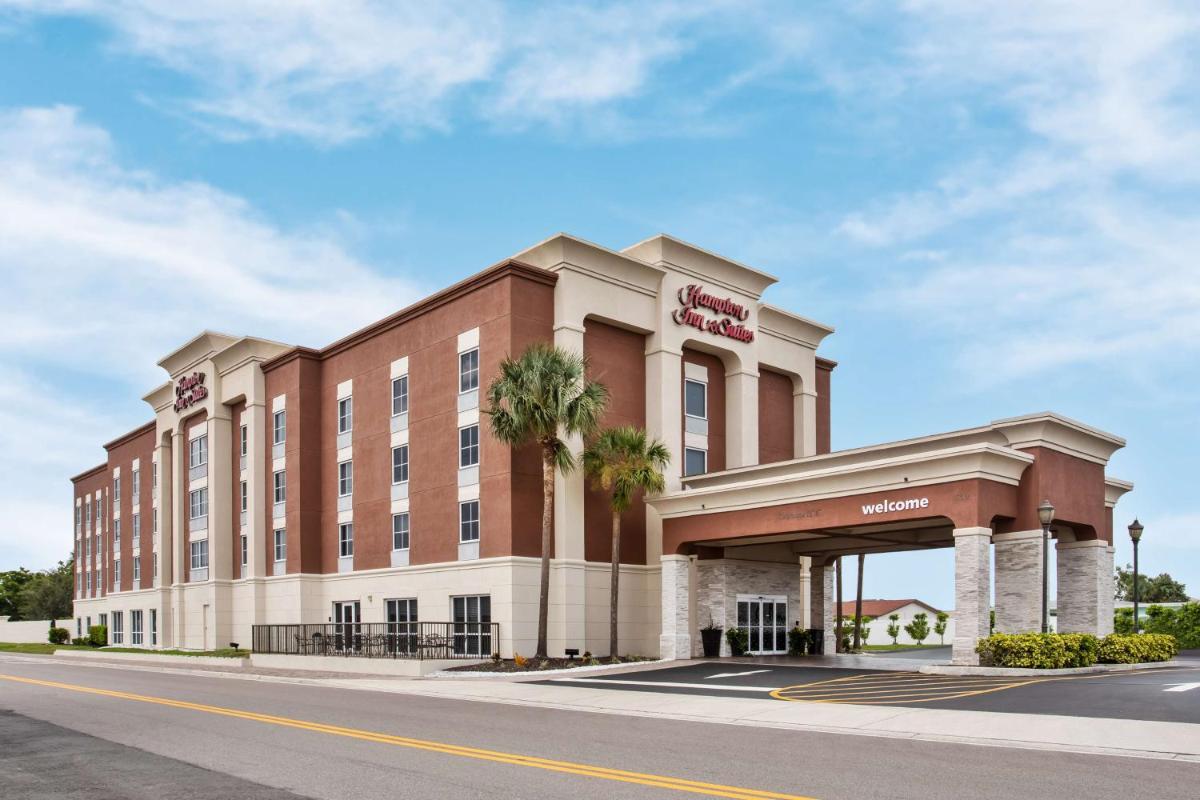 Hampton Inn & Suites Cape Coral / Fort Myers - main image
