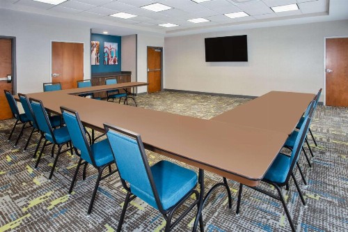 Hampton Inn & Suites Cape Coral / Fort Myers - image 13
