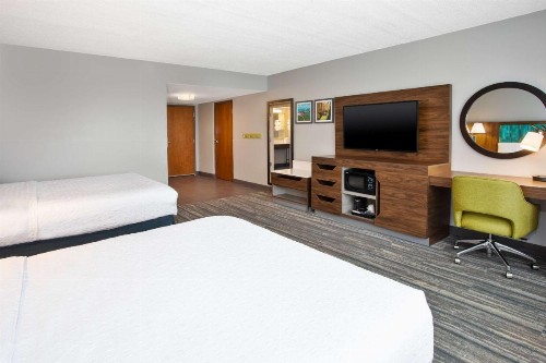 Hampton Inn & Suites Cape Coral / Fort Myers - image 27