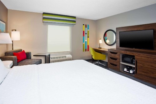 Hampton Inn & Suites Cape Coral / Fort Myers - image 41