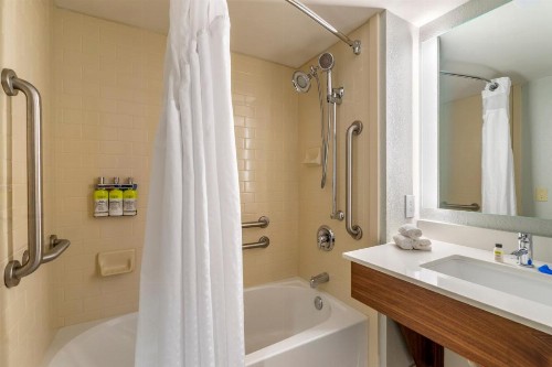 Holiday Inn Express Cape Coral-Fort Myers Area an IHG Hotel - image 11
