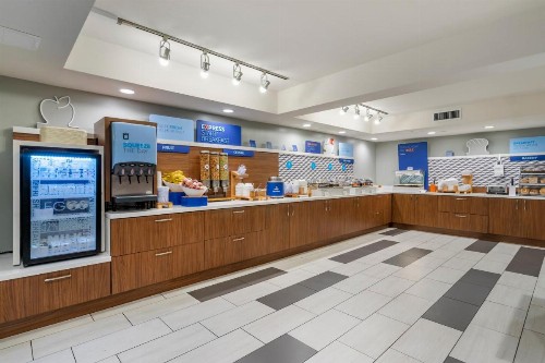 Holiday Inn Express Cape Coral-Fort Myers Area an IHG Hotel - image 23