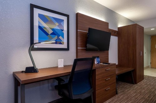 Holiday Inn Express Cape Coral-Fort Myers Area an IHG Hotel - image 45