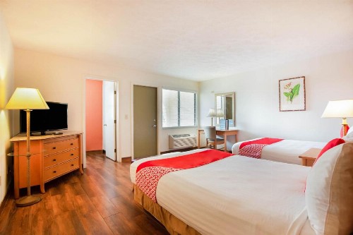 OYO Waterfront Hotel- Cape Coral Fort Myers FL - image 12