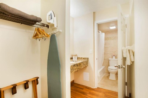 OYO Waterfront Hotel- Cape Coral Fort Myers FL - image 40